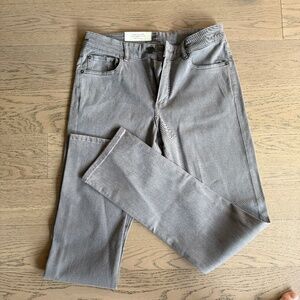 DL1961 Russel Straight Slim Gray Denim Size 31, inseam 34